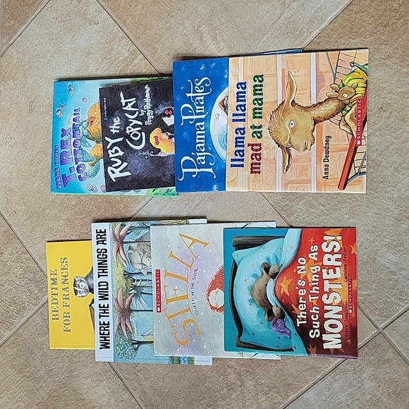 Other - Kids book bundle, 8 books